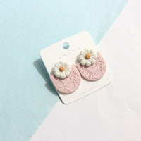 *RTS* Daisy Pastel Drop Studs